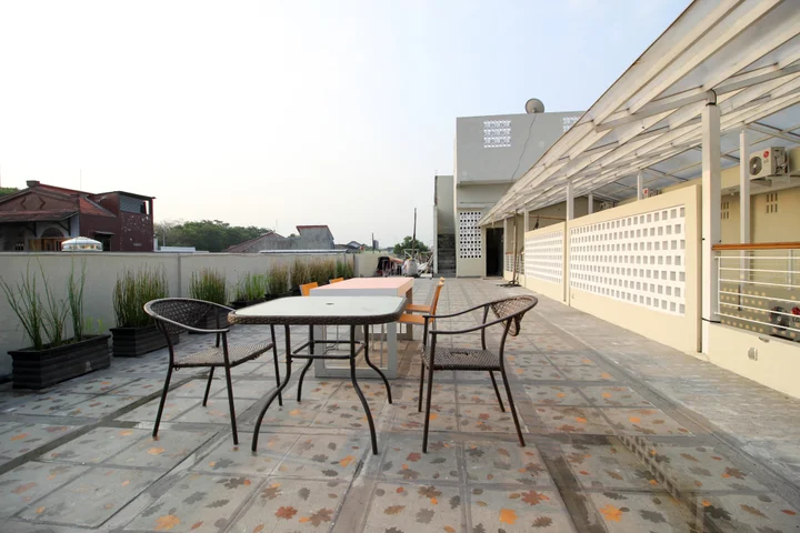 Депок: RedDoorz Plus near UPN Jogjakarta 2
