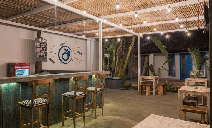 Гили Траванган: Dpm Gili T Diving Hostel & Bar