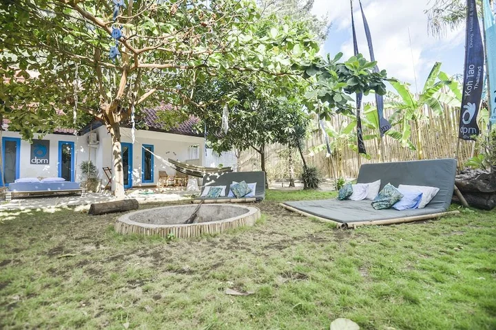 Гили Траванган: Dpm Gili T Diving Hostel & Bar