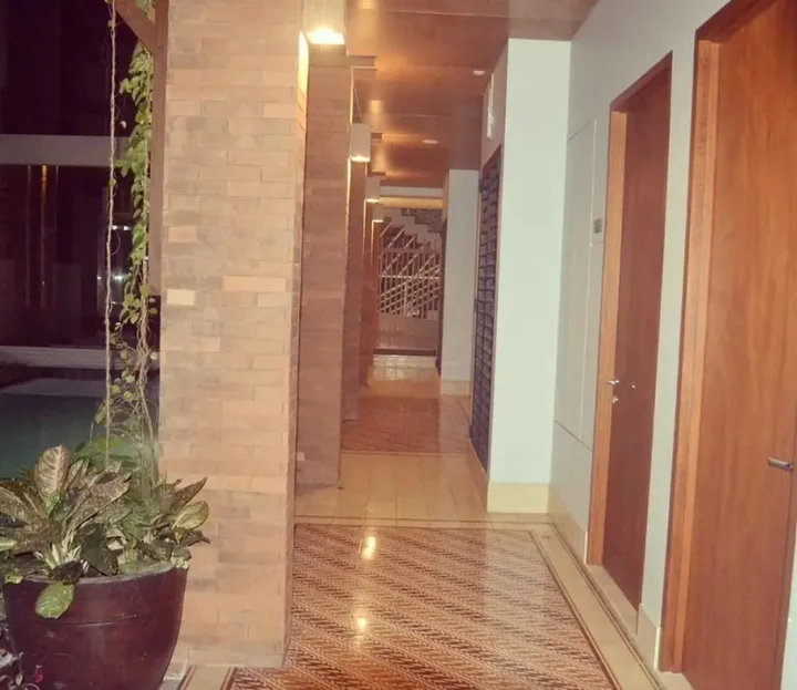 Суракарта: Hotel Parangraja