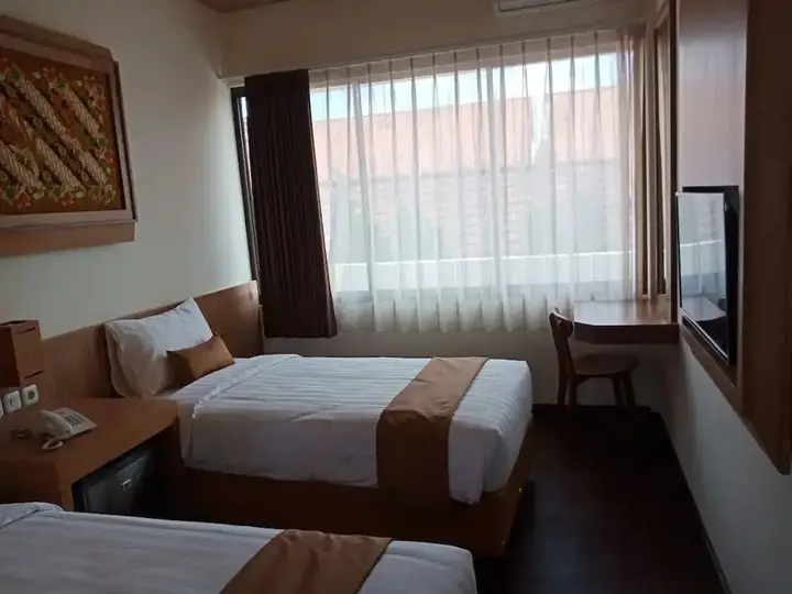 Суракарта: Hotel Parangraja