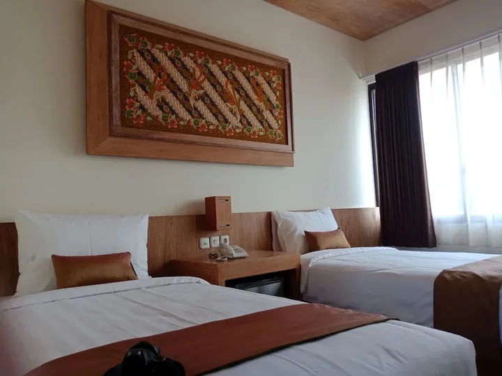 Суракарта: Hotel Parangraja