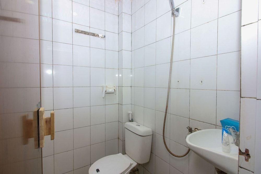 Медан: Airy Eco Medan Polonia Muara Takus 16