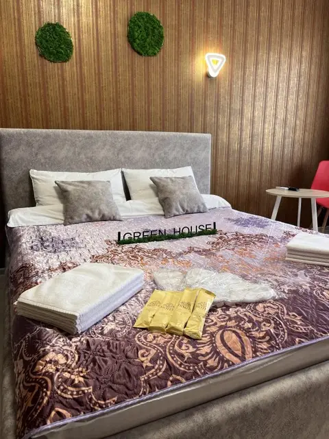 Саратов: Апартаменты Green House Lunnaya