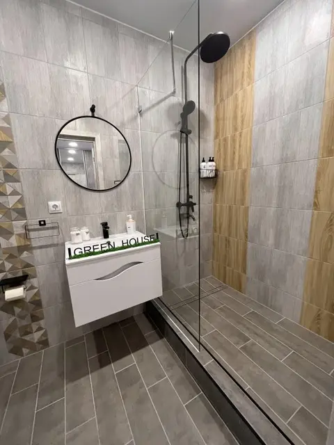 Саратов: Апартаменты Green House Lunnaya