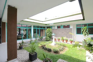 Палу: Airy S Parman 28 Palu