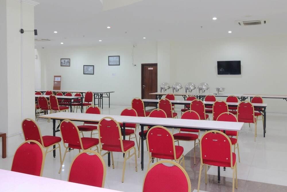 Депок: Airy Caturtunggal Colombo Yogyakarta