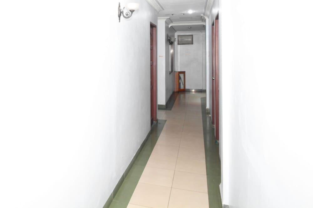 Батам: Airy Eco Nagoya City Centre 8 Batam