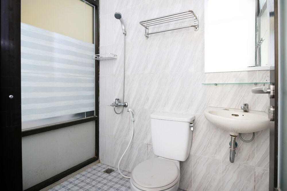Самаринда: Airy Eco Syariah Pangeran Suryanata 157 Samarinda