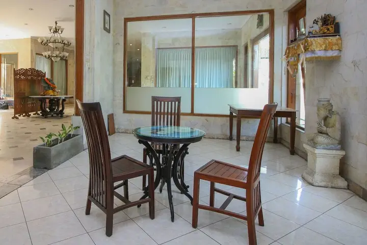 Каликбукбук: Airy Buleleng Kalibukbuk Lovina Bali