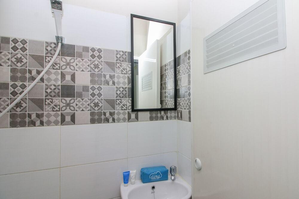 Депок: Airy Eco Margonda Raya 222F Depok