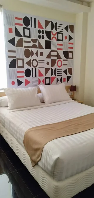 Нгасем: Front One Inn Kediri