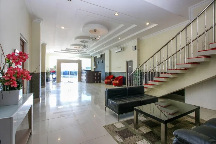Палангкарая: Airy Syariah Tjilik Riwut KM 4 Palangkaraya