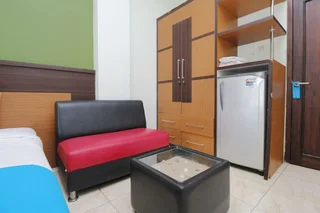 Суракарта: Airy Eco Adi Sucipto Gang Nanas Lima 6 Solo