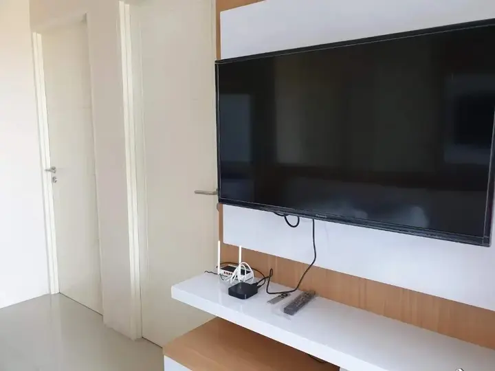 Сурабая: Cosmy Tanglin Apartment
