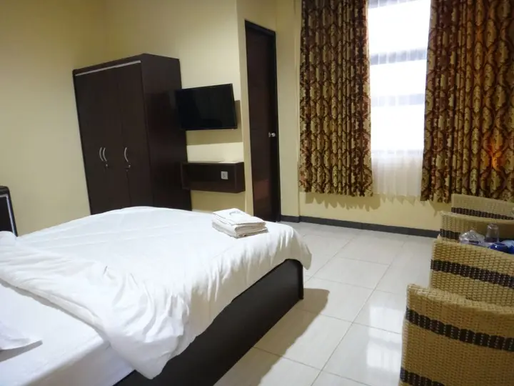Front One Inn Malang — фото 3