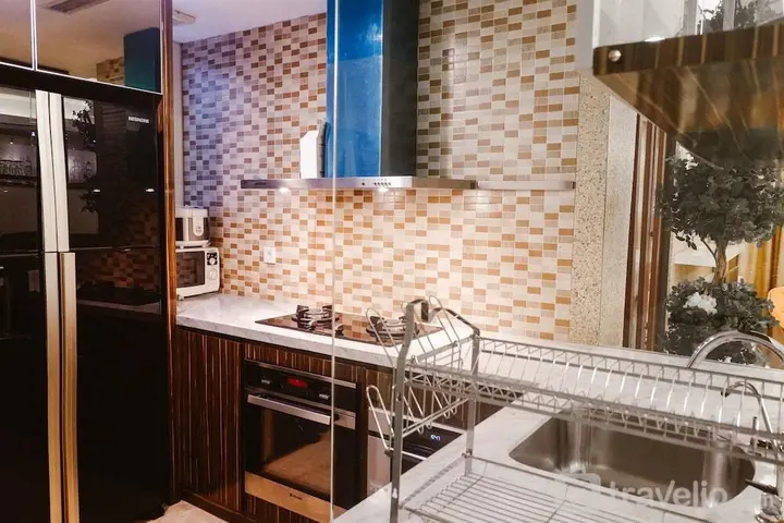 Джакарта: Royale SpringHill Apartment