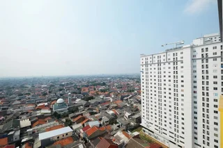 Джакарта: Affordable Studio with Sofa Bed at Bassura City Apartment