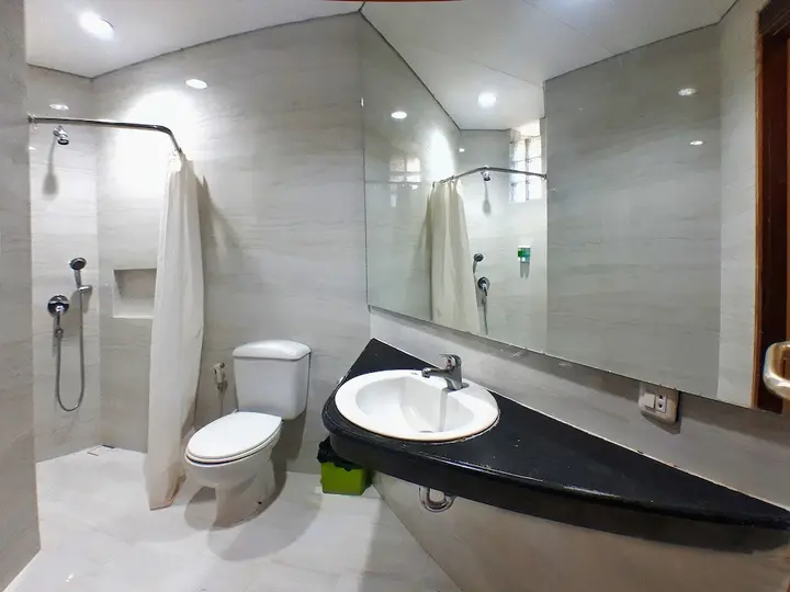 Бату: Villa 4-BR Klub Bunga No. 8 Batu Malang