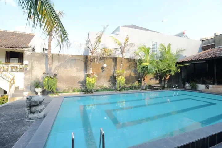 Суракарта: Airy Eco Kauman Cakra Dua 15 Solo