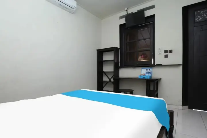 Суракарта: Airy Eco Kauman Cakra Dua 15 Solo