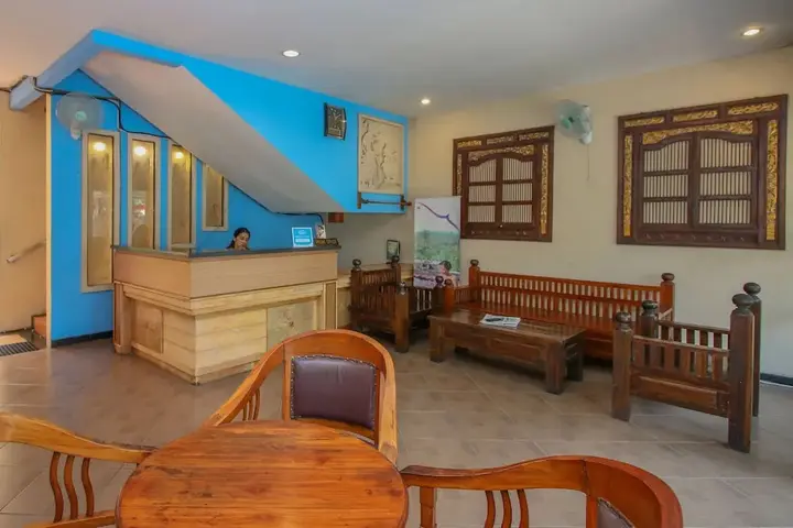 Суракарта: Airy Imam Bonjol 35 Solo