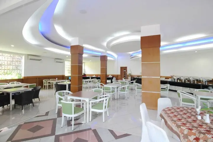 Семаранг: Airy Bandara Ahmad Yani Arteri Utara D4 Semarang