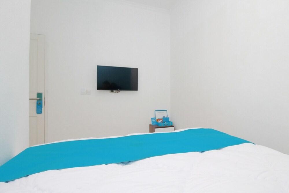 Джакарта: Airy Ancol Lodan Raya 2A Jakarta