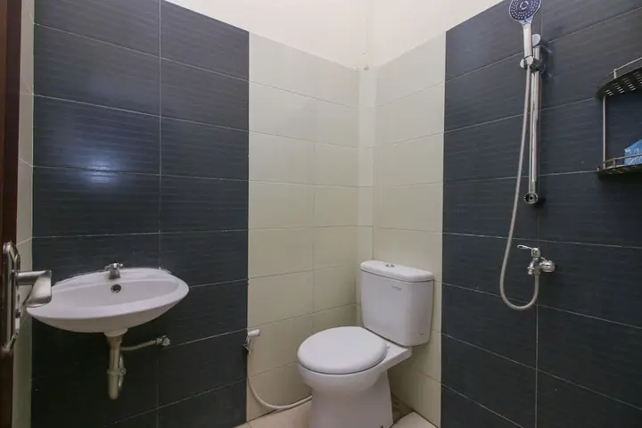 Сурабая: Airy Eco Syariah Mastrip B 21 Surabaya