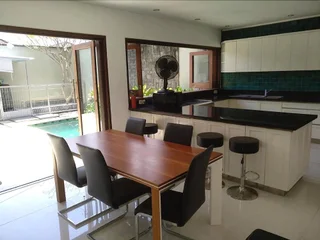 Керобокан: Serenity Twin Villa