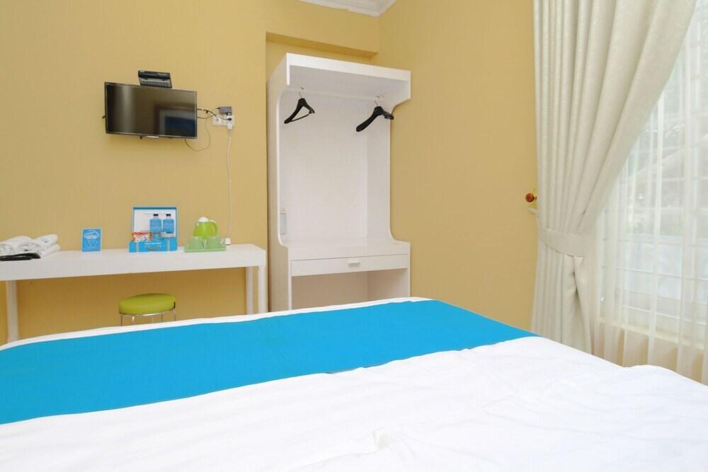 Батуретно: Airy Syariah Nogotirto Dua Irian D24 Yogyakarta