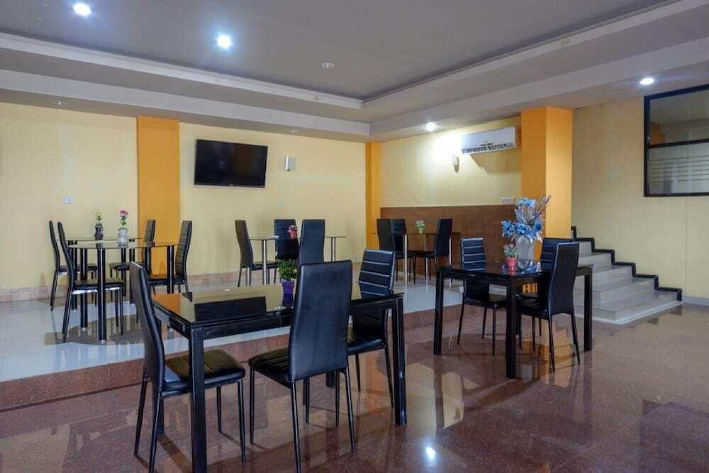 Палу: Airy Tanjung Tururuka 43 Palu