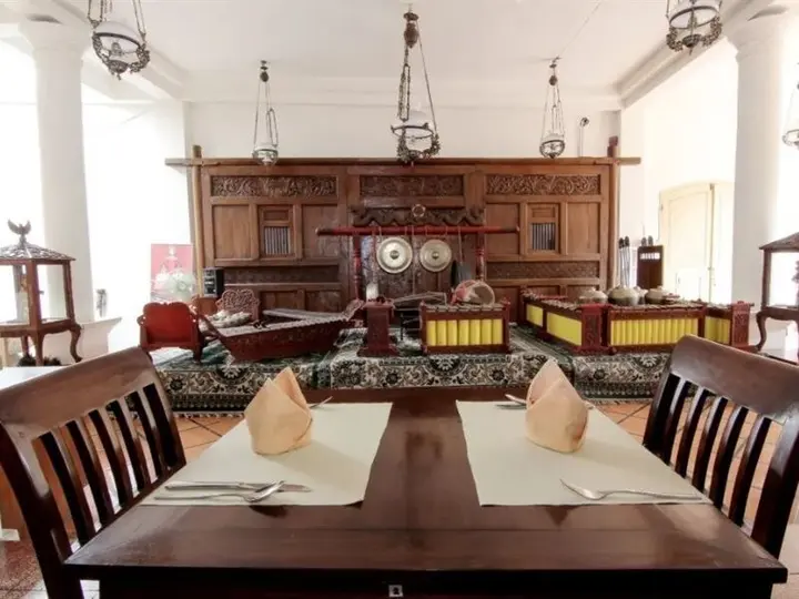 Суракарта: Roemahkoe Heritage Hotel