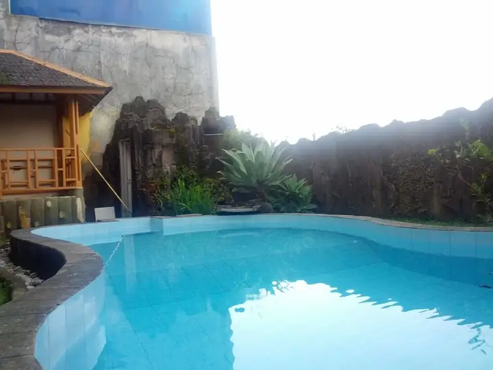 Villa Anvil Cipanas 4 Bedroom for 25 pax — фото 6
