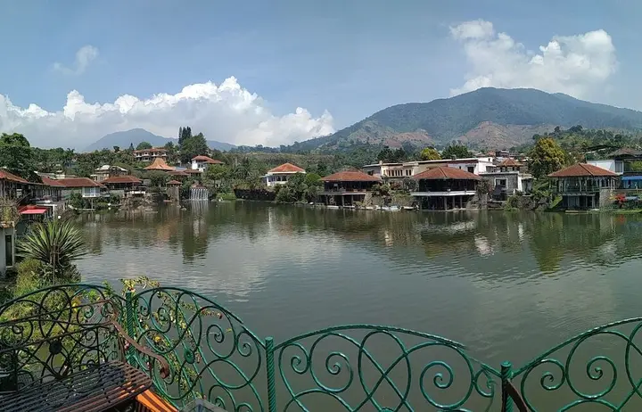 Чипанас: Villa Lot 5 Lake View for 30 pax