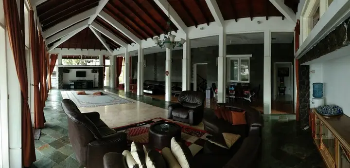 Villa Danau 5 Bedroom for 50 pax — фото 1