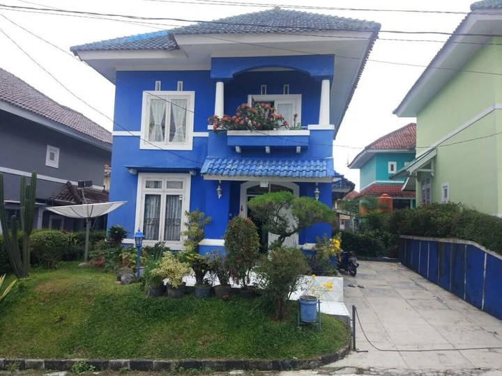Чипанас: Villa Abdi Cipanas with Swimming Pool