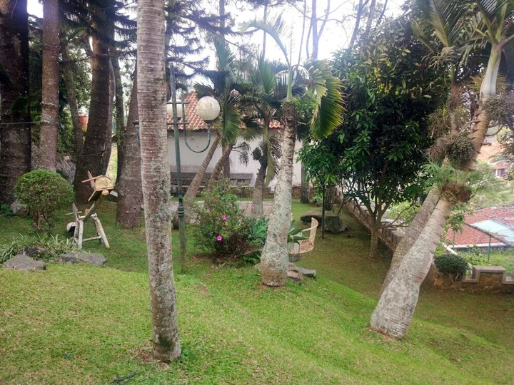 Чипанас: Villa Beverly Hills Puncak for 50 pax