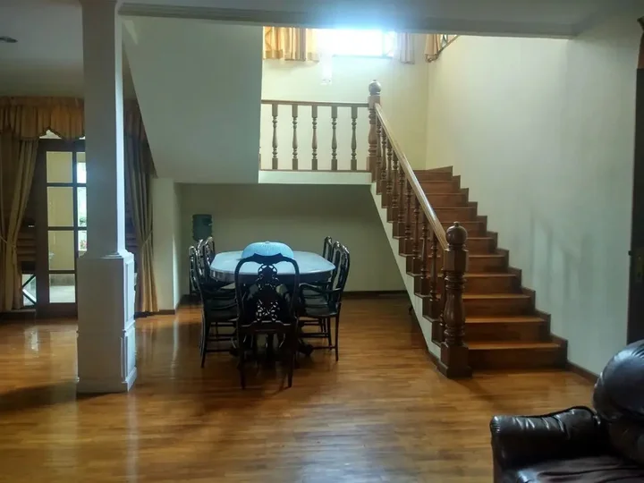Чипанас: Villa Beverly Hills Puncak for 50 pax