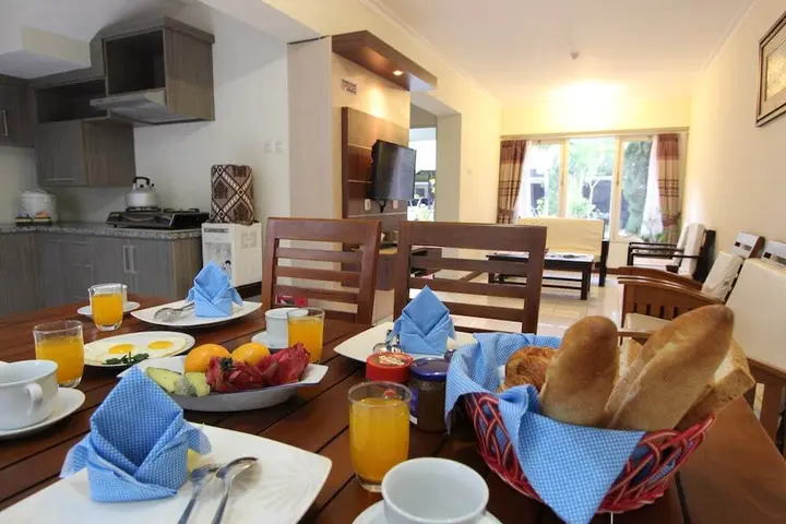 Депок: The Helena Guesthouse