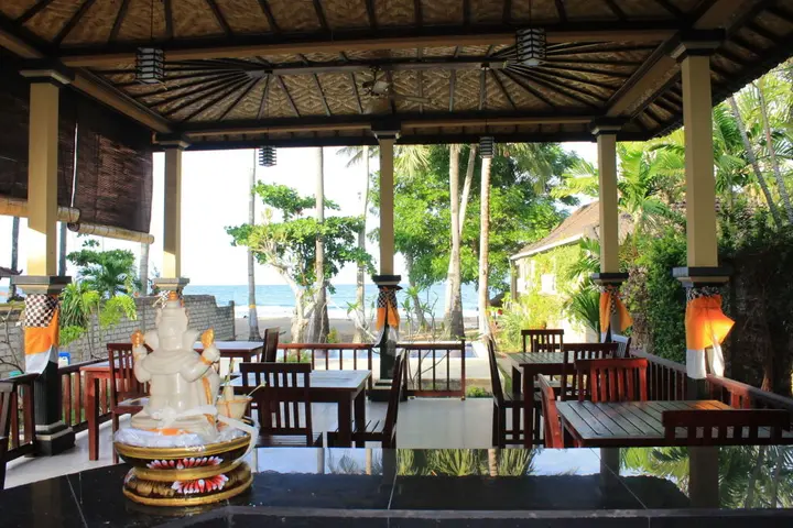 Бунутан: Bintang Beach Villas