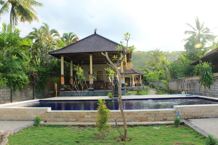 Бунутан: Bintang Beach Villas