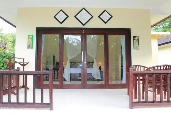 Бунутан: Bintang Beach Villas