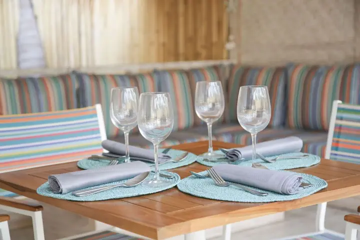 Гили Траванган: Villas Edenia