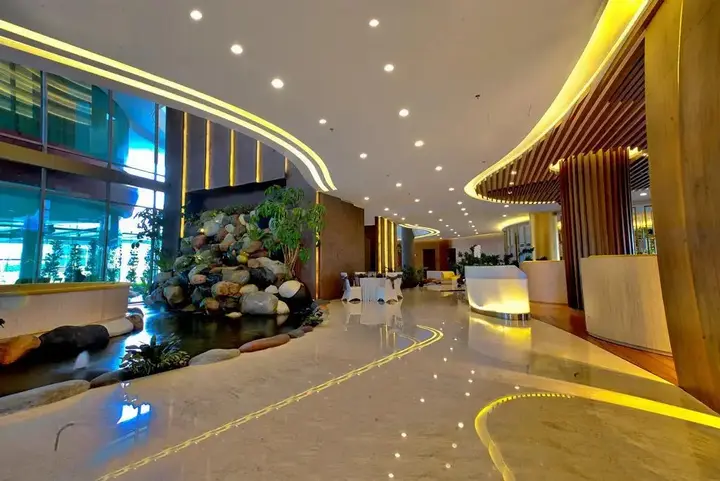 Тангеранг: Grand Soll Marina Hotel
