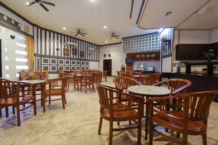 Палангкарая: Airy Ahmad Yani Irian 2 Palangkaraya