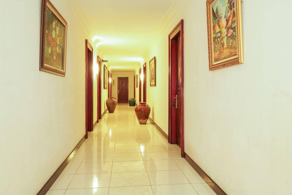 Палангкарая: Airy Ahmad Yani Irian 2 Palangkaraya