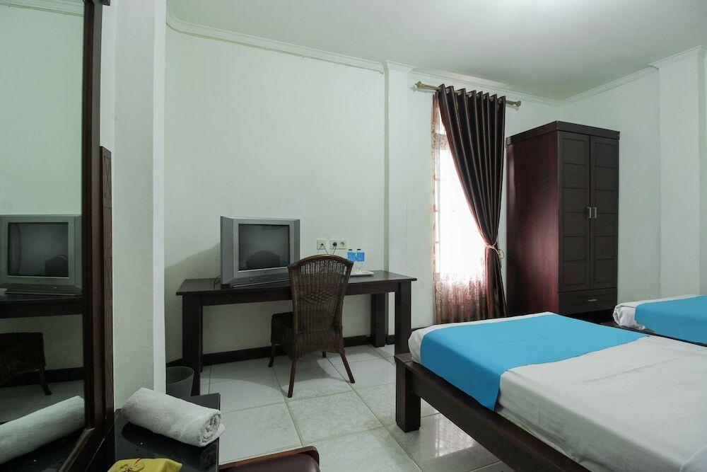 Палангкарая: Airy Ahmad Yani Irian 2 Palangkaraya