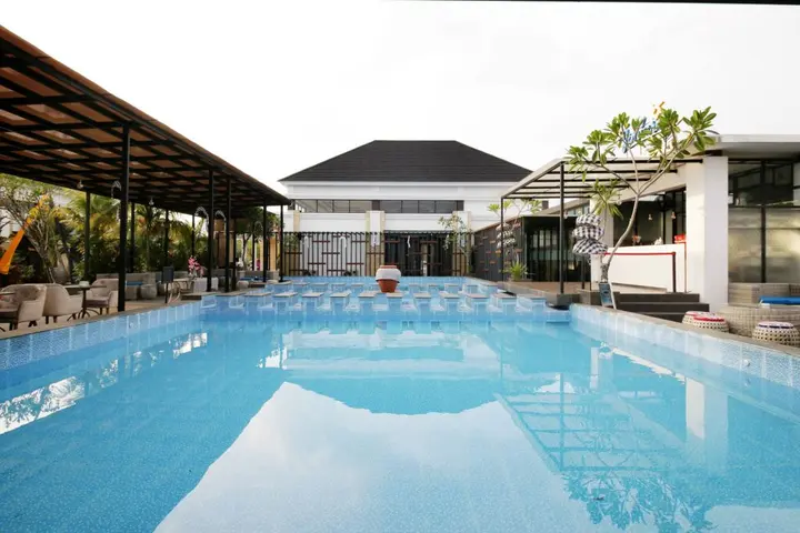 Пеканбару: Airy Bandara Sultan Syarif Kasim II Putri Indah Pekanbaru