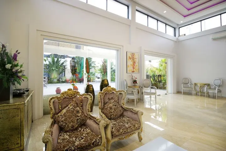 Пеканбару: Airy Bandara Sultan Syarif Kasim II Putri Indah Pekanbaru
